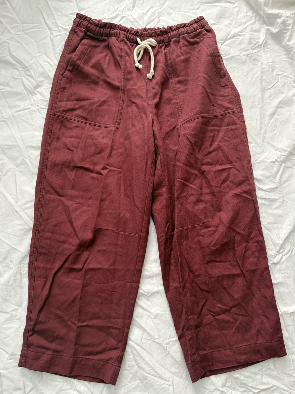 Old Navy Drawstring Capris - Picture 2 of 3